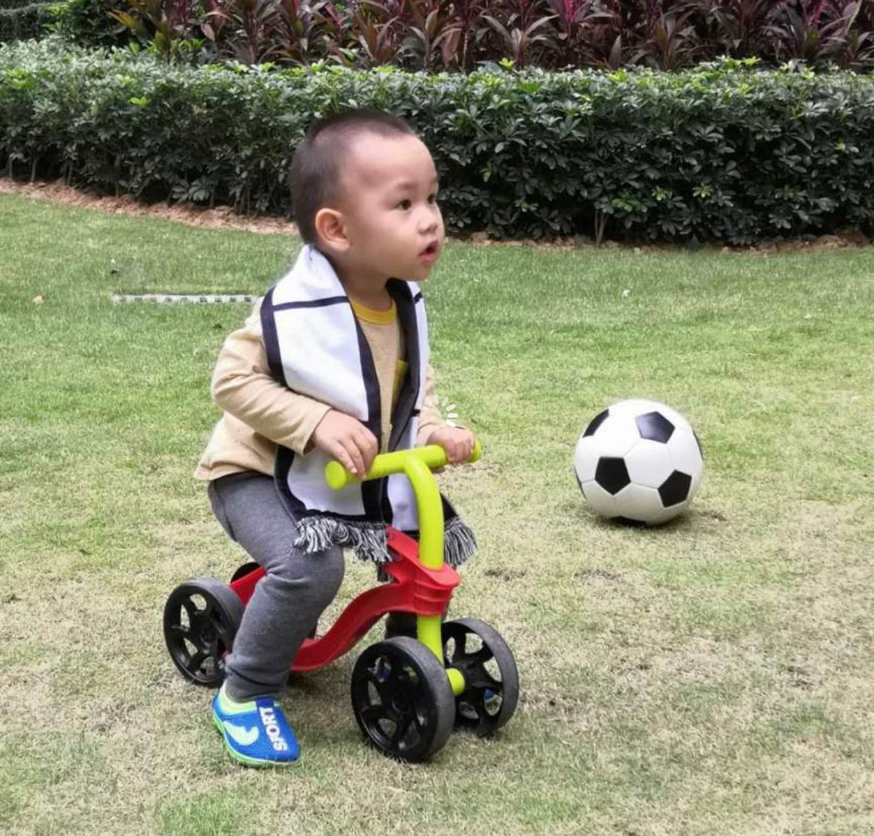 Children’s -6 Panel Scarves