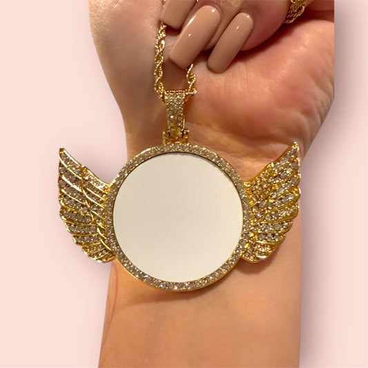 Large Round Rhinestone with Wings Necklace