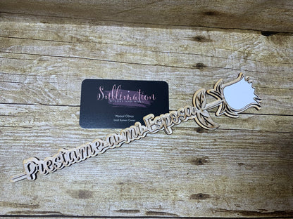 PRE ORDER - Préstame a mi Esposa Rose (WOOD)