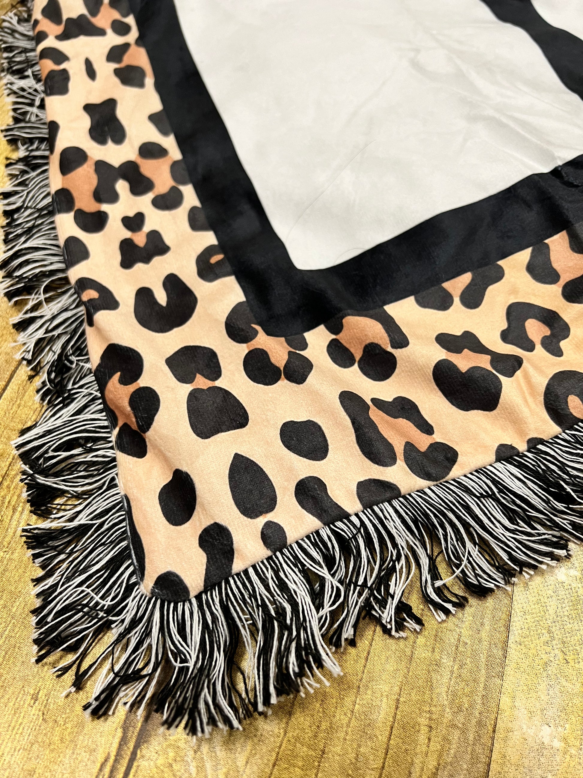 Blanket Sublimation 20 Panel (Cheetah and Sunflower Borders