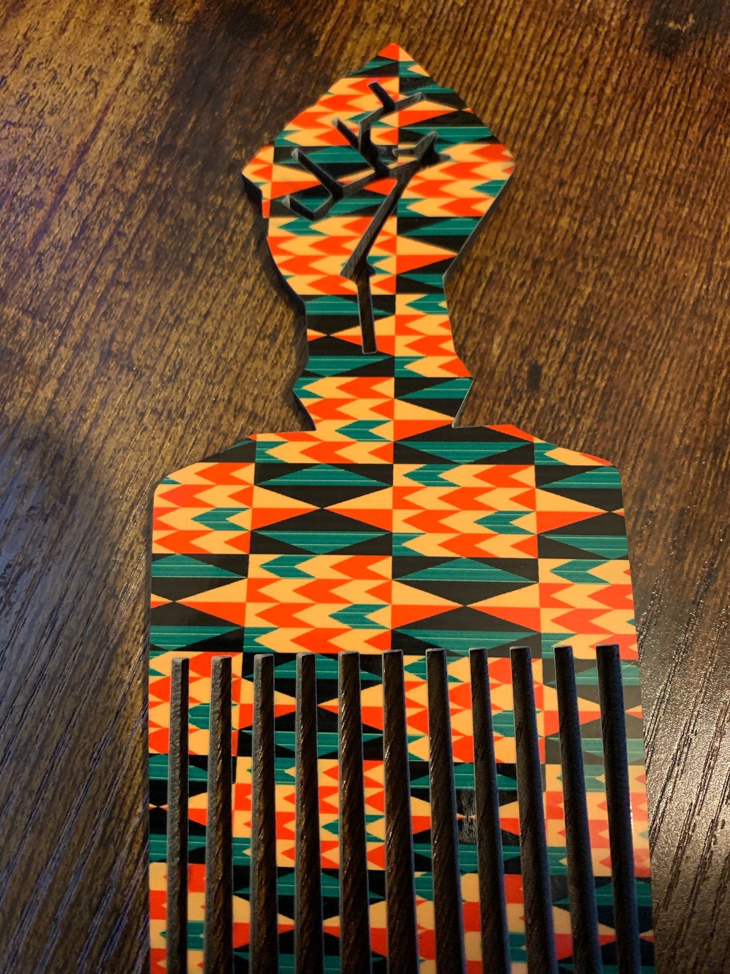 Empowering Comb