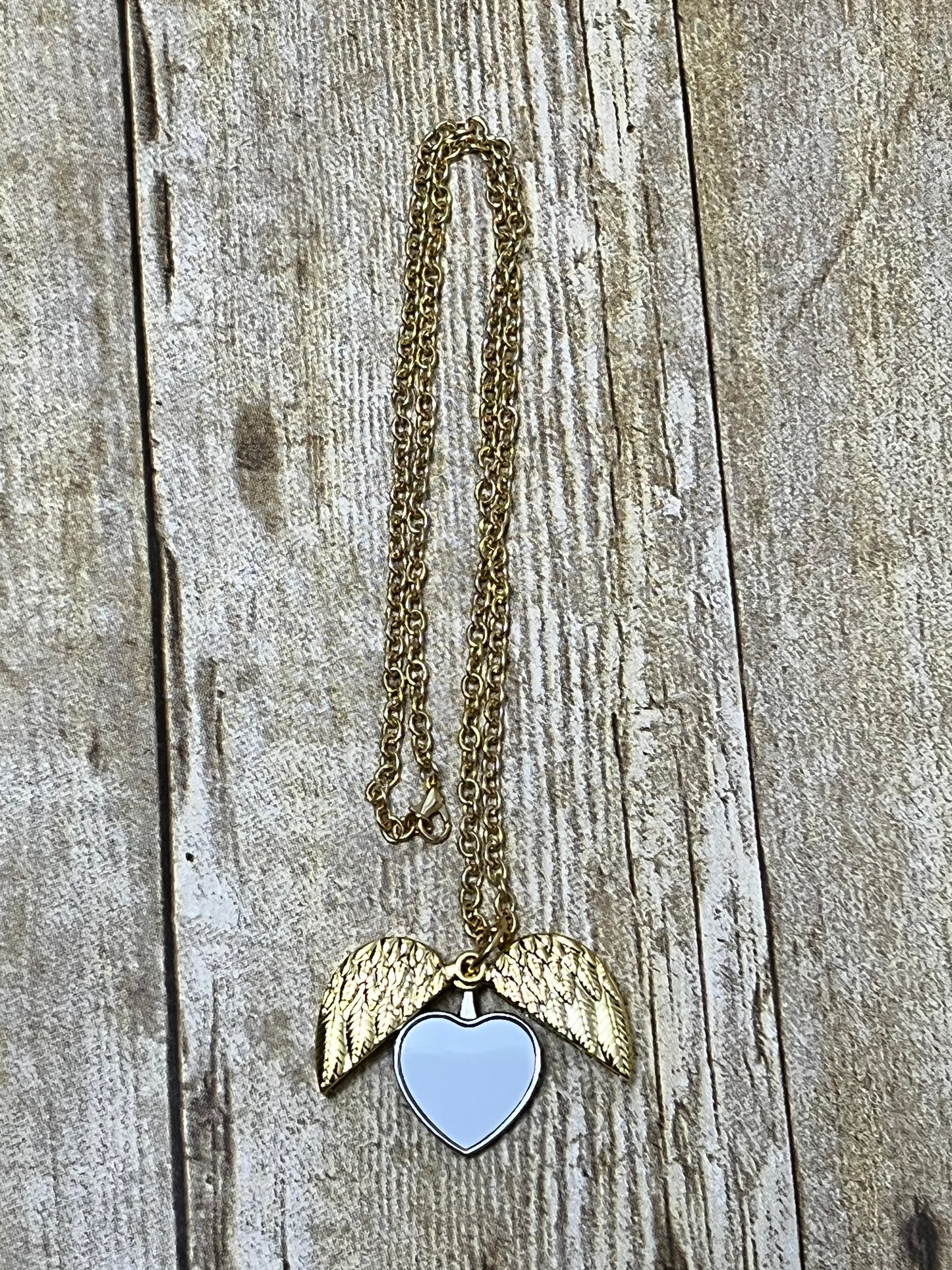 Wings Heart Locket (Golden)